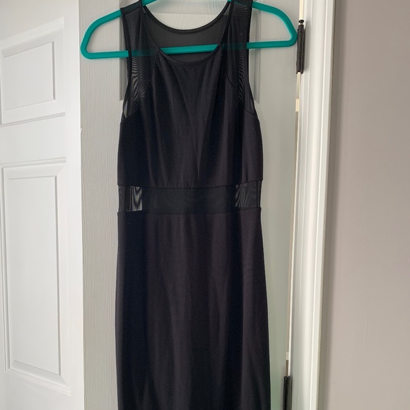 Black dress - Picture 1 of 3
